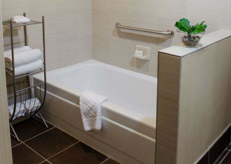 Hotel Doubletree Suites By Hilton Tucson Airport