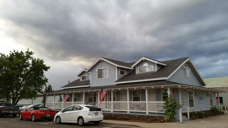 Hotel Canyon Country Inn