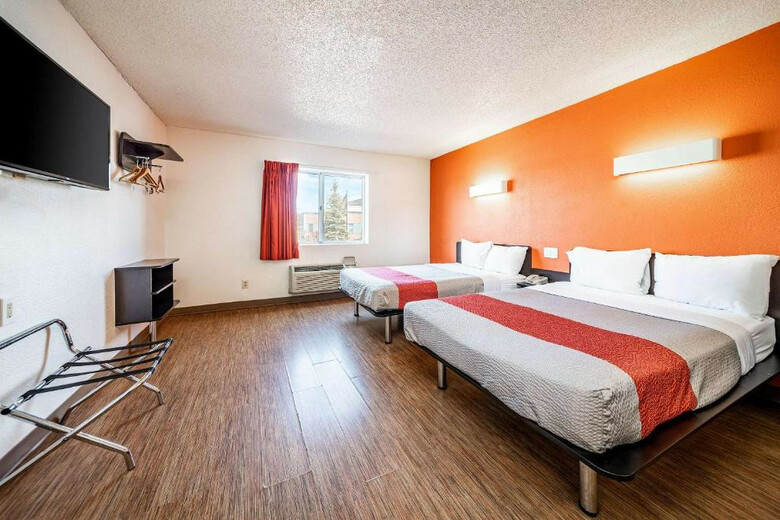 Motel Clarion Pointe - Near Grand Canyon