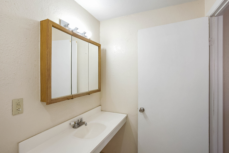 Posada Arizona Inn & Suites