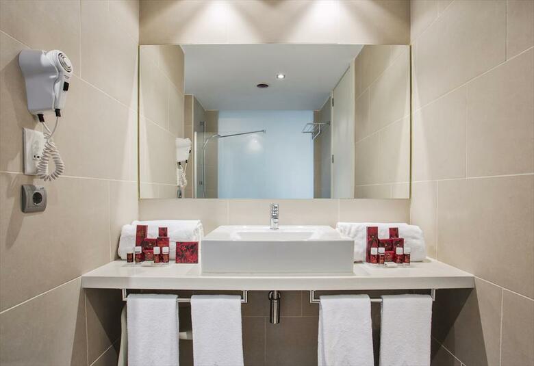 Azz Valencia T�ctica Hotel
