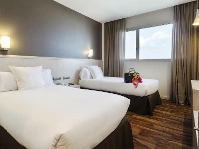 Azz Valencia T�ctica Hotel