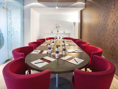 Azz Valencia T�ctica Hotel