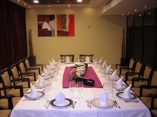 Hotel Kris Ciudad de Sabi��nigo