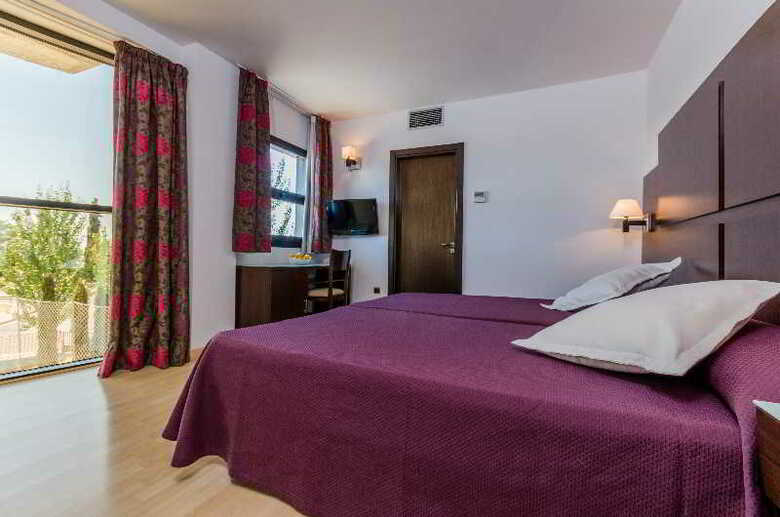 Hotel Conquista De Granada