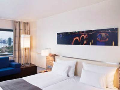 Hotel M�venpick Amsterdam City Center