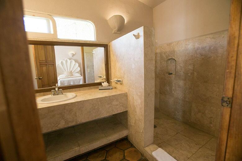 Hotel & Suites El Moro