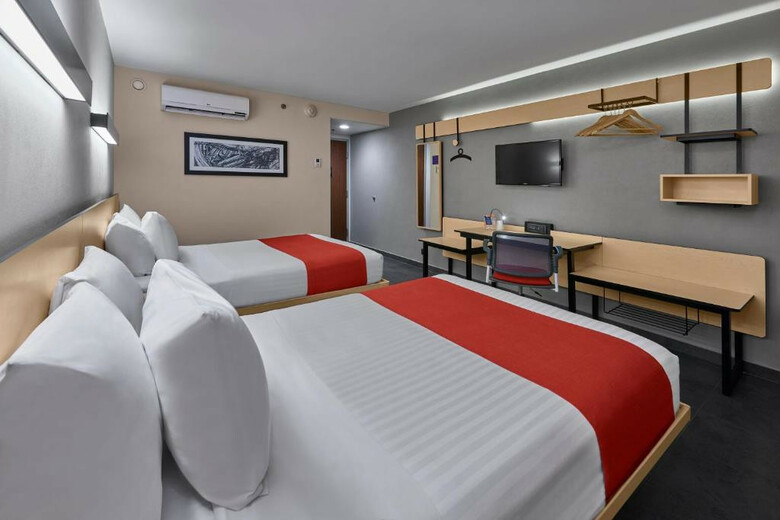 Hotel City Express La Paz