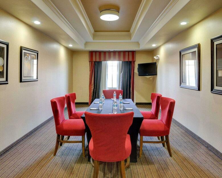 Hotel Comfort Inn And Suites Fort Smith