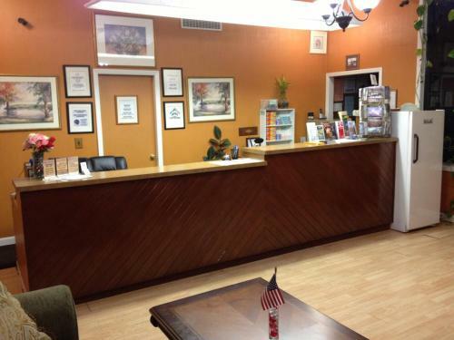 Motel Family Budget Inn Harrison