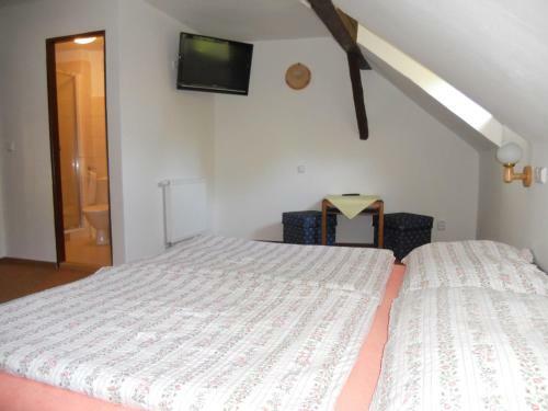 Hostal Pension Garni