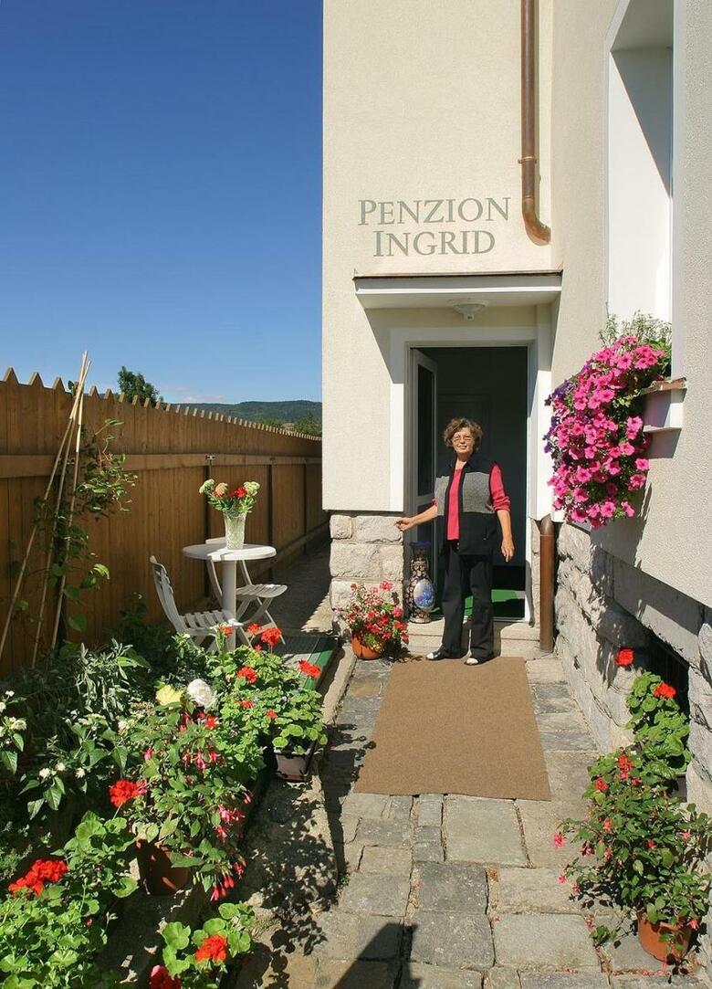 Hostal Pension Ingrid