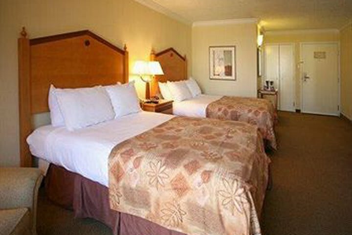 Clarion Hotel Medical Center