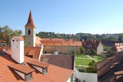 Aparthotel Z�meck� Apartm� - Castle Apartments