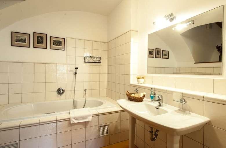 Hotel Leonardo