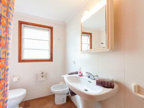 Three-bedroom Apartment Pals Girona 1