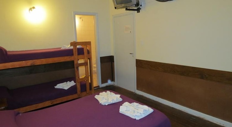 Hotel Raglan