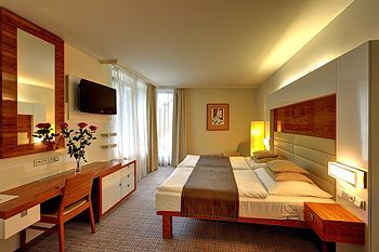 Hotel St. Joseph Royal Regent
