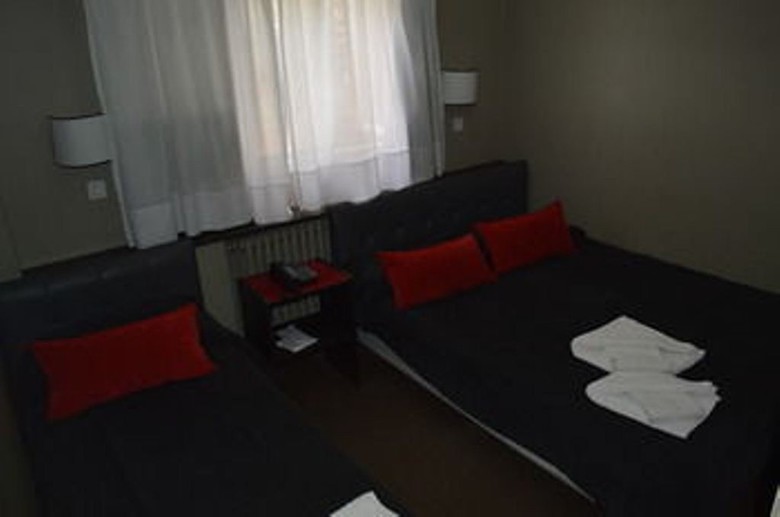 Hotel Petit