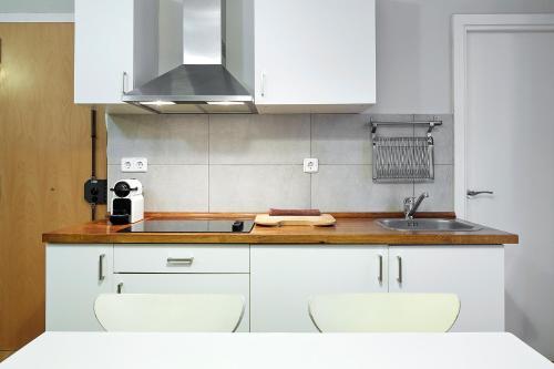 Barcelona Mercaders Apartments