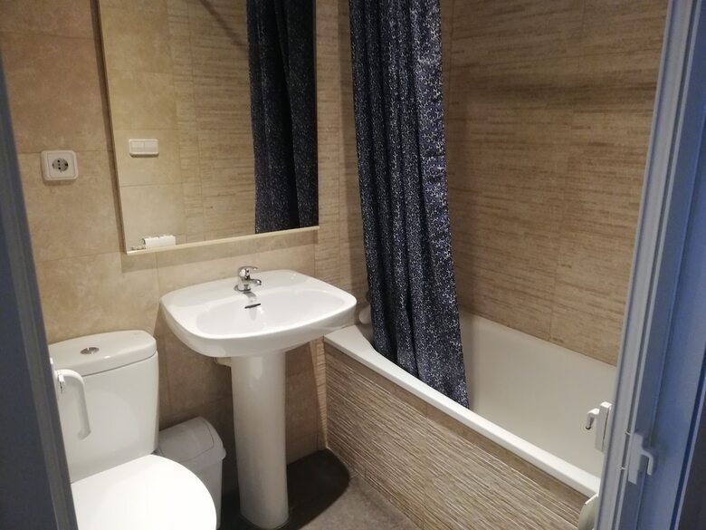 Hostal River