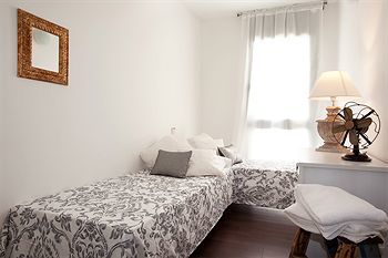Gracia Bas Apartments Barcelona