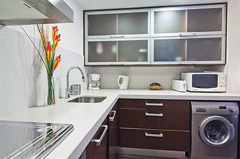 Gracia Bas Apartments Barcelona