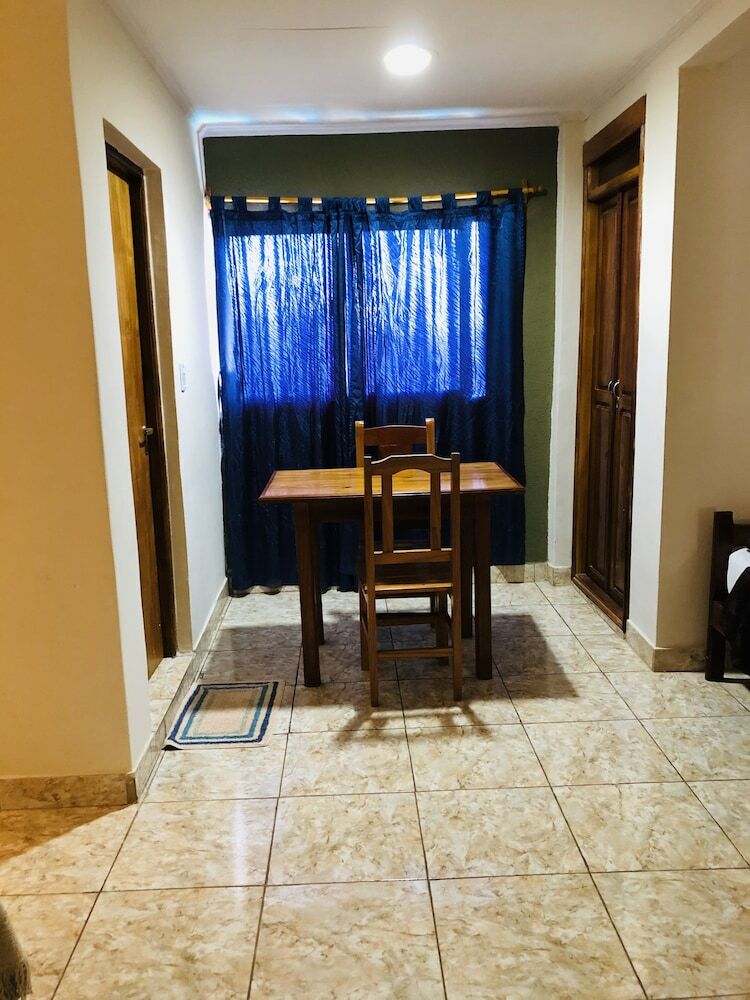 Apartamento La Familia Hotel