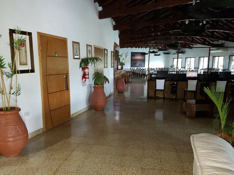 Hotel Tropical