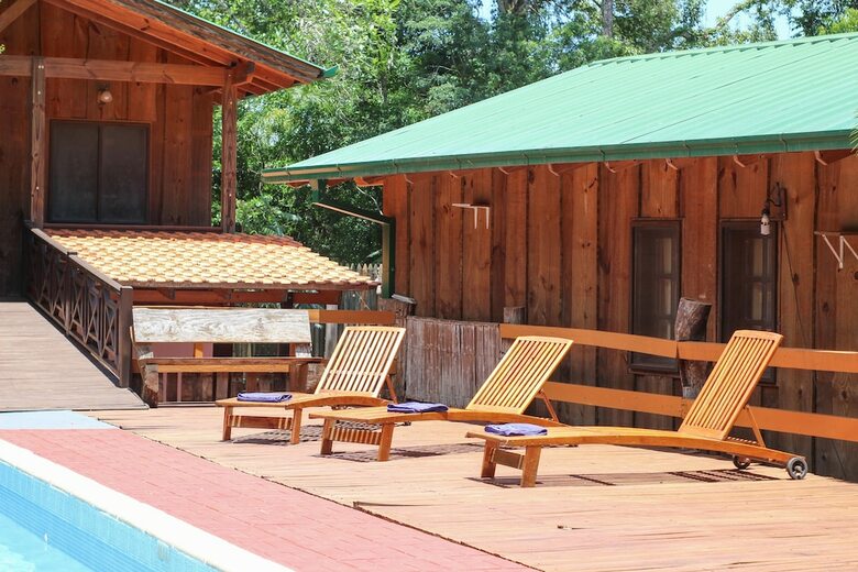 Palo Rosa Lodge