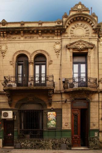 Albergue La Casona De Don Jaime 2 & Suites Hi