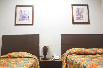Hotel Fiesta Versalles