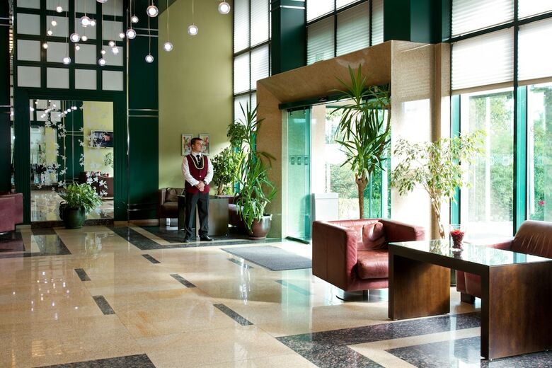 Hotel Hill