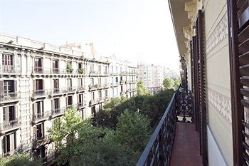 Fuster Apartments