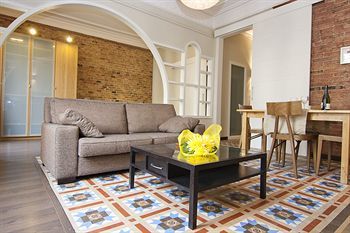 Fuster Apartments