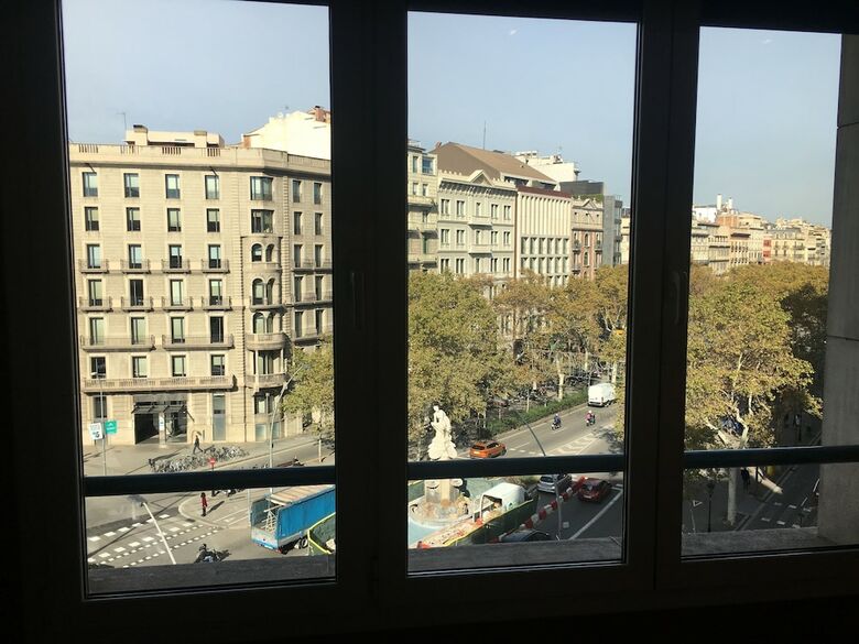 Fisa Rentals Gran Via Apartments