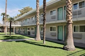 Motel 6 Bakersfield East