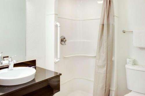 Motel 6 Bakersfield South