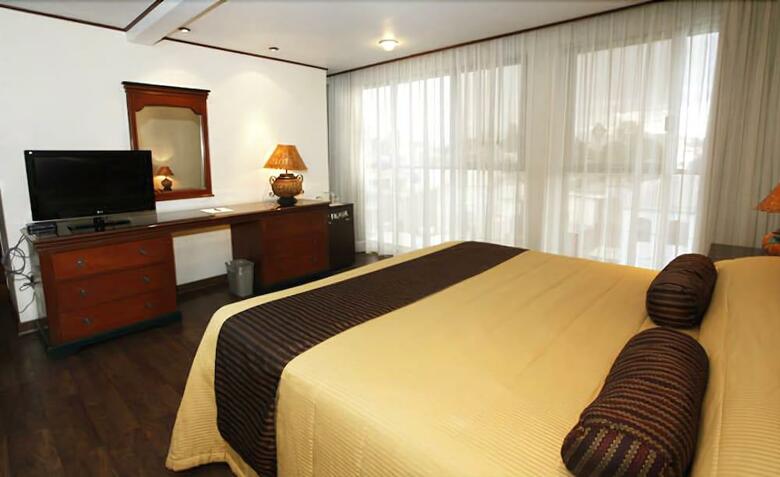 Hotel Suites Colibri