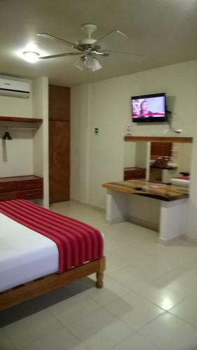 Posada Auto Hotel Para�so Inn
