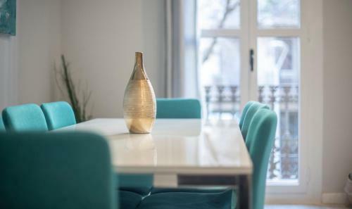 You Stylish Business Apartments