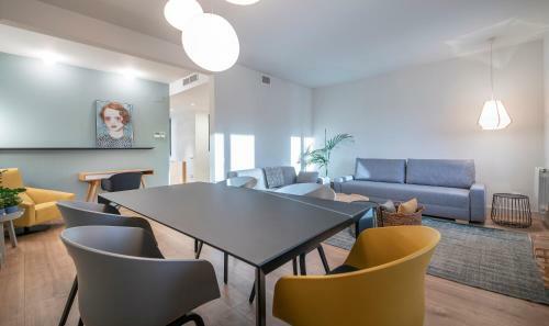 You Stylish Business Apartments