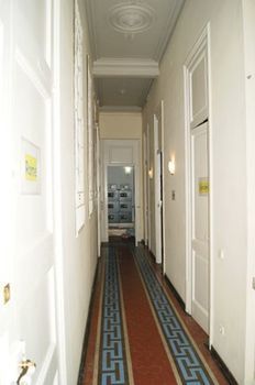 Serenity Gotic Hostel