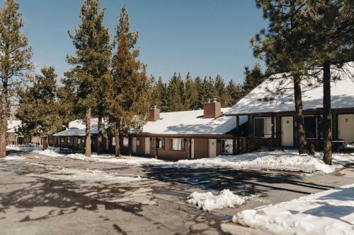 Hotel Vintage Lakeside Inn