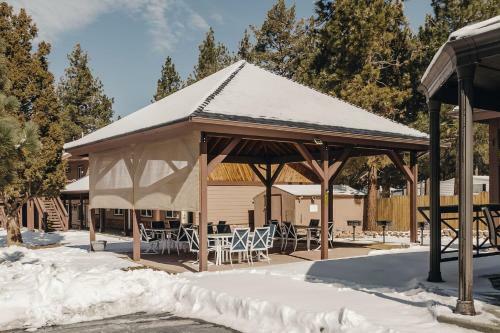 Hotel Vintage Lakeside Inn