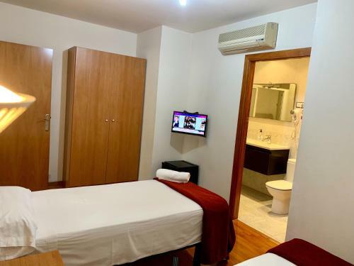 Hostal Madrazo