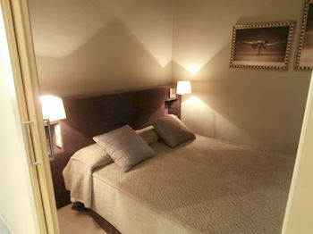 Apartaments Sant Jordi Girona 97