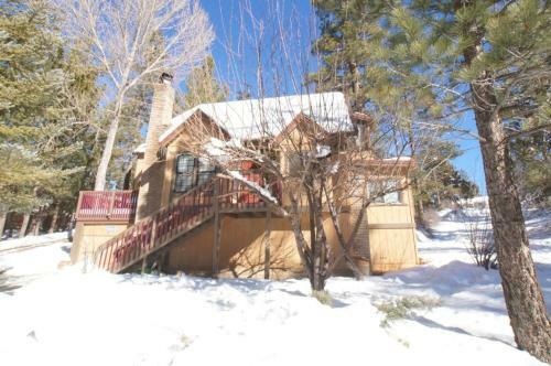 A Retreat For All Seasons By Big Bear Cool Cabins