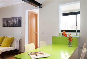 Gracia Apartments