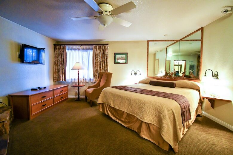 Hotel Snow Lake Lodge